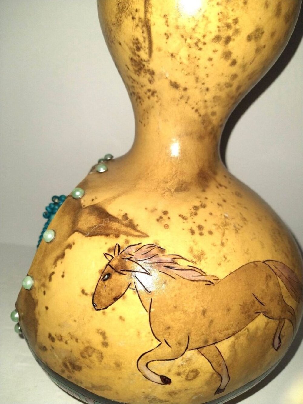 Southwest Western Gourd Art Galloping Horse Painted Turquoise Bead Dream Catcher - Picture 4 of 10